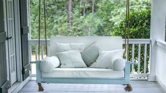 How To Maintain Your Outdoor Wooden Porch Swing