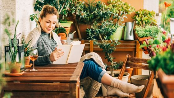 Tips for Creating the Perfect Reading Nook in Your Garden
