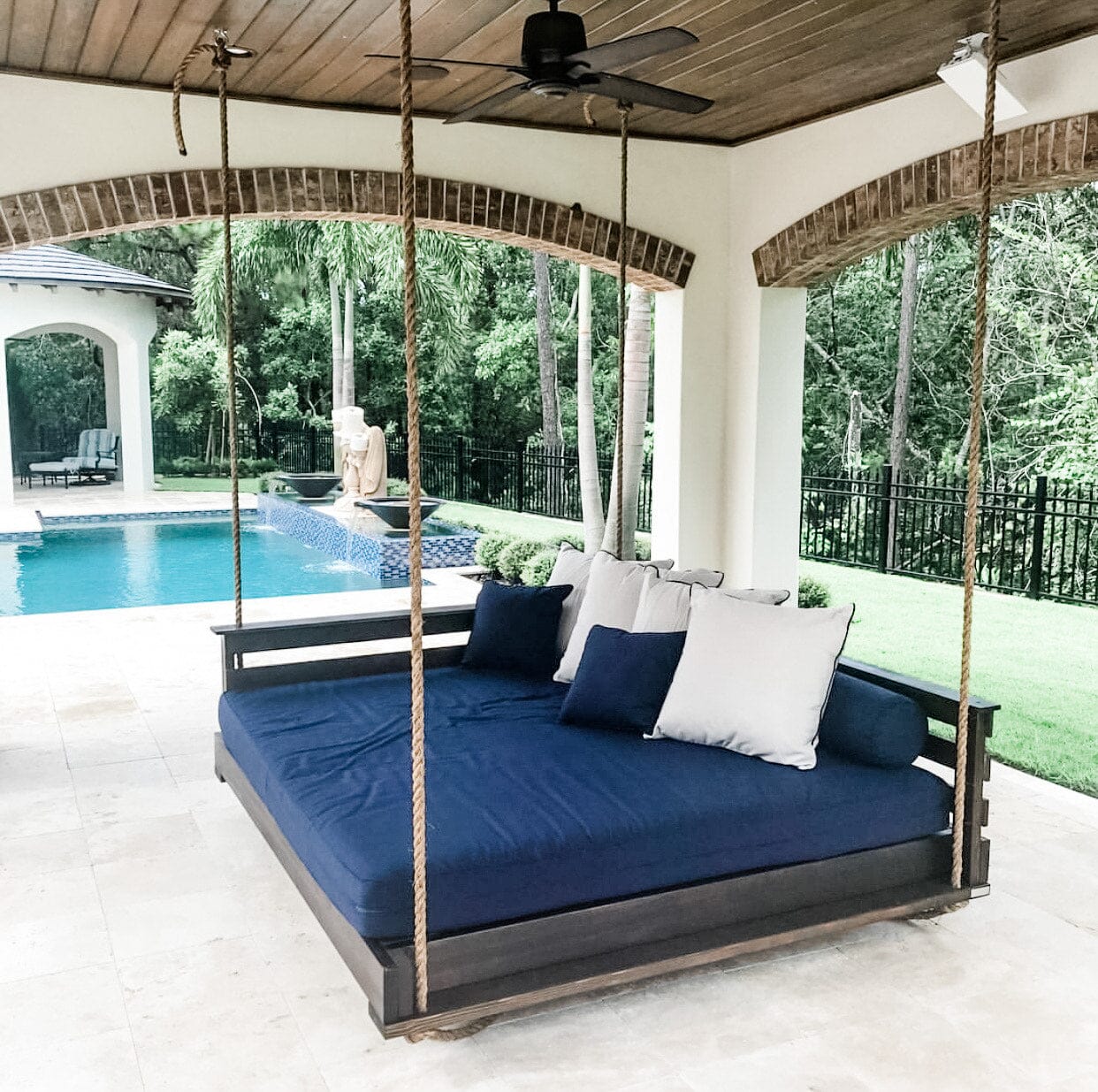Sullivan's Island Swing Bed | Magnolia Porch Swings