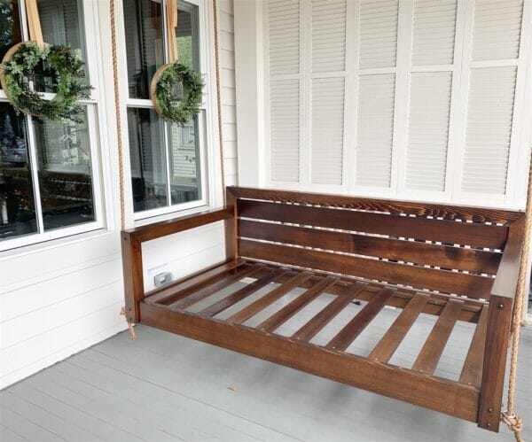 Kiawah Swing Bed