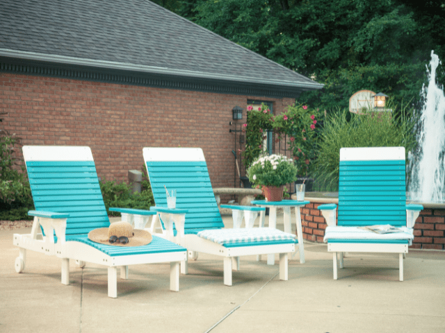 LuxCraft Aruba Blue & White Wheeled Chaise Lounge