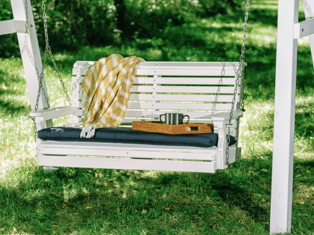 LuxCraft Plain Poly Porch Swing - 4 Foot