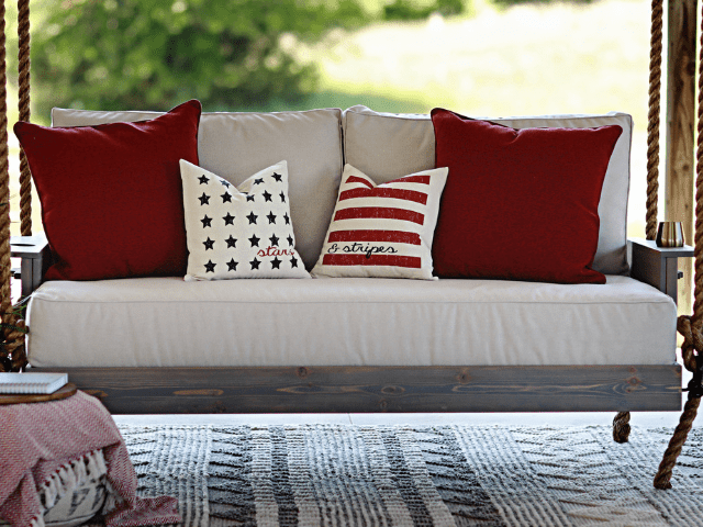 Old Americana Bed Swing