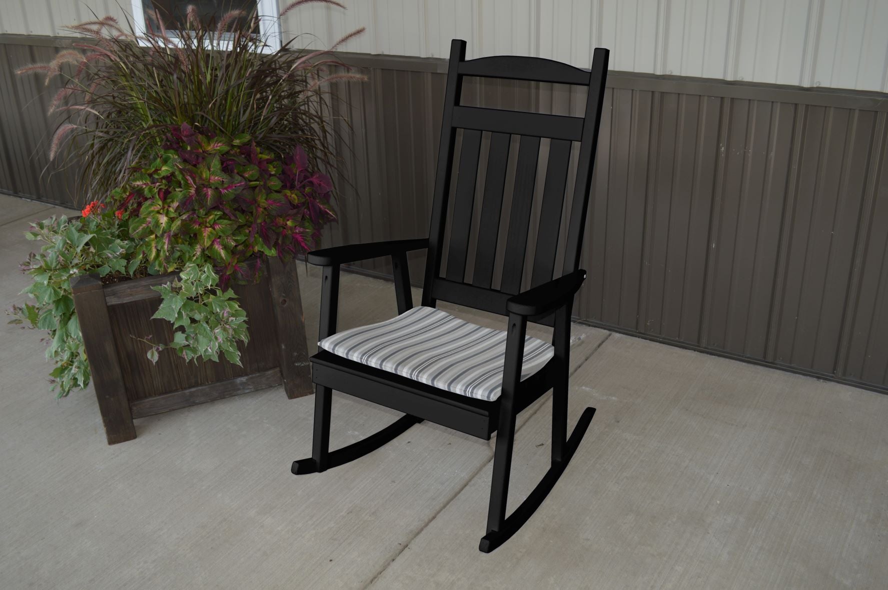 Pine Classic Rocking Chair