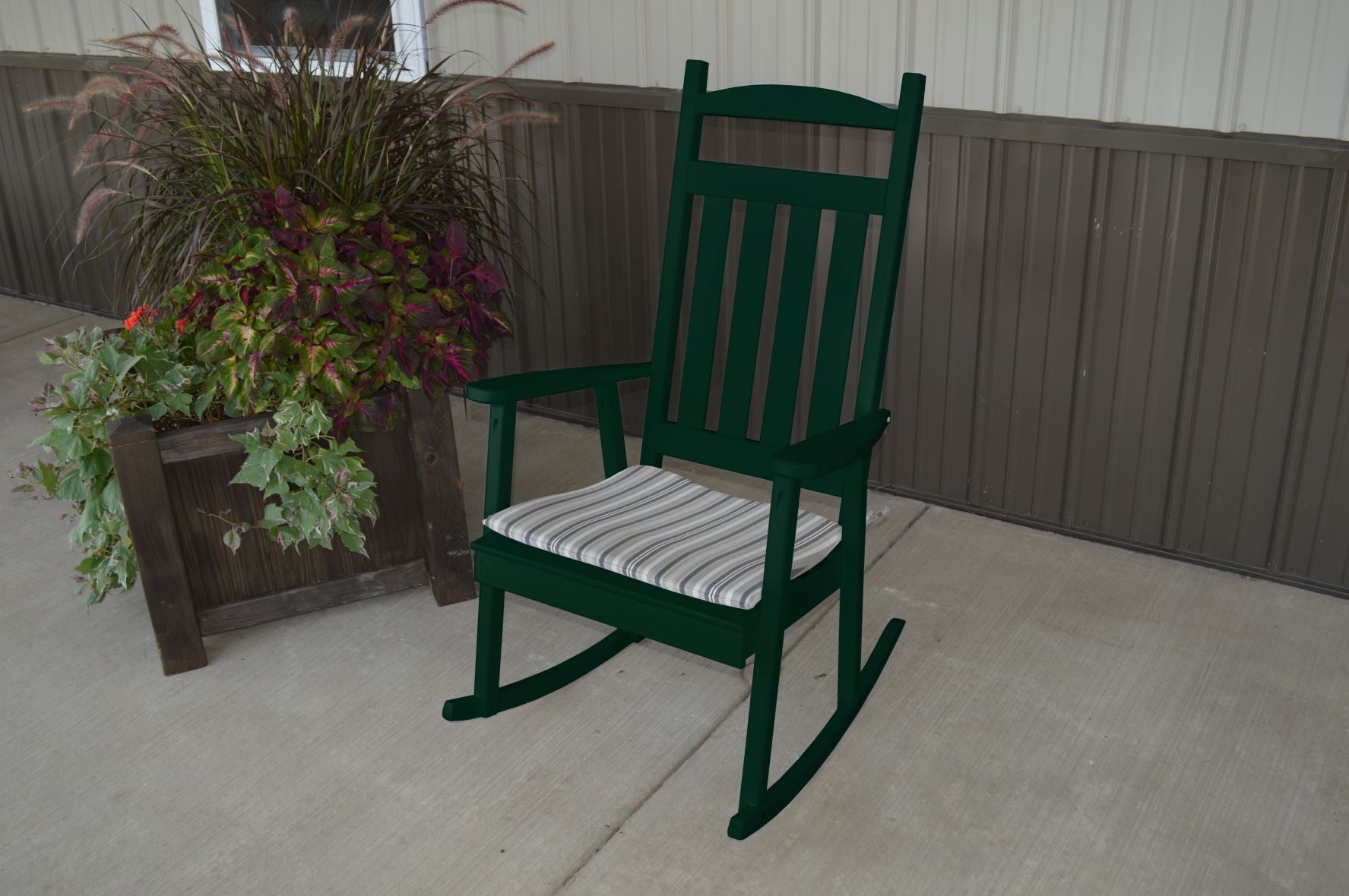Pine Classic Rocking Chair