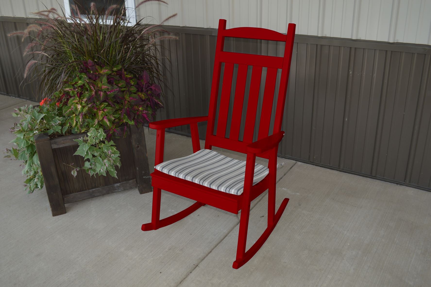 Pine Classic Rocking Chair