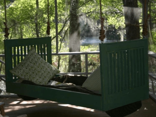 Brynn Bed Swing & Cushion